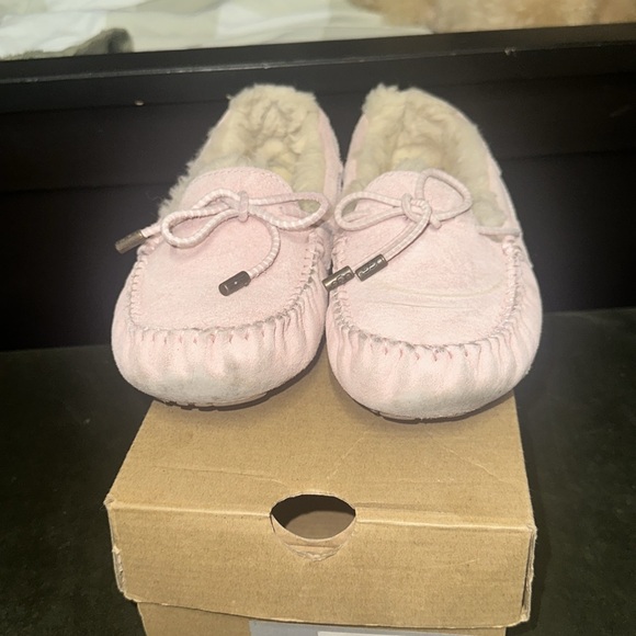 UGG Dakota slippers - Picture 2 of 4